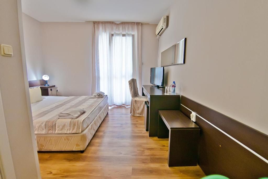 Отель Hotel Amfora Святые Константин и Елена-49